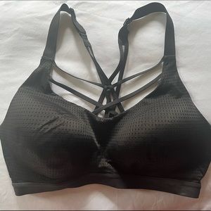 Victoria Sport Bra 36 D